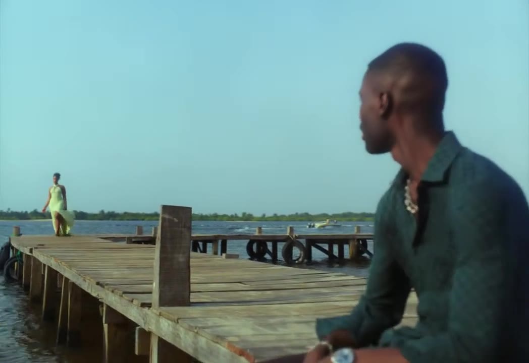 Dock walk-on